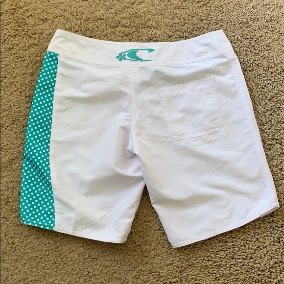 New without tags O’Neil board shorts - Picture 2 of 2
